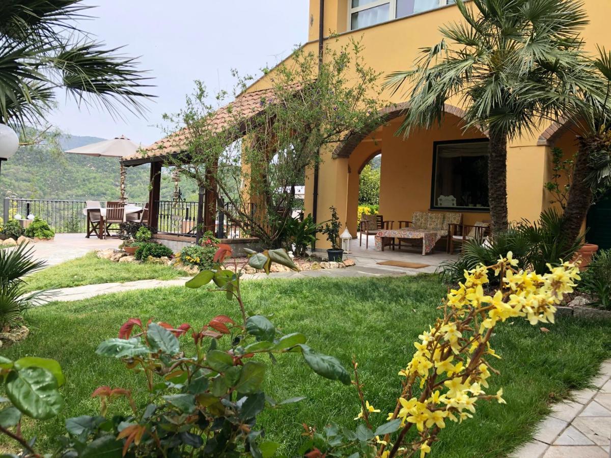 L'Acacia B&B Pietra Ligure Exterior foto